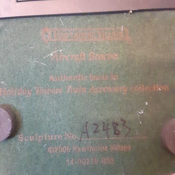 Vtg Hawthorne Village Aircraft Beacon Holiday Towers Train Accessory Tested - Picture 9 of 10